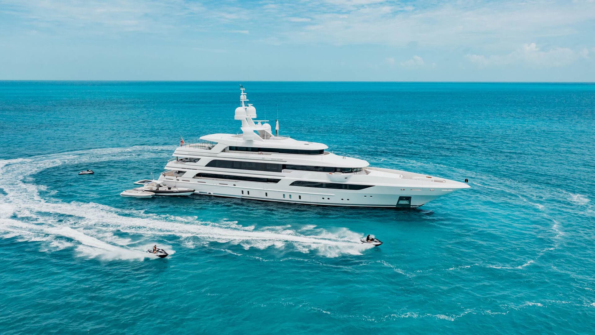 Aerial view of a superyacht listed by FGI Yacht Group